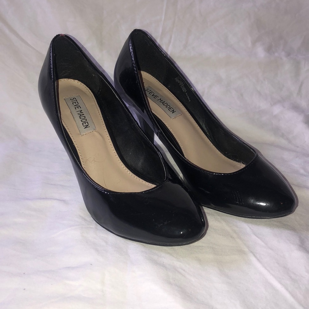Steve Madden Black Patten Leather Heels